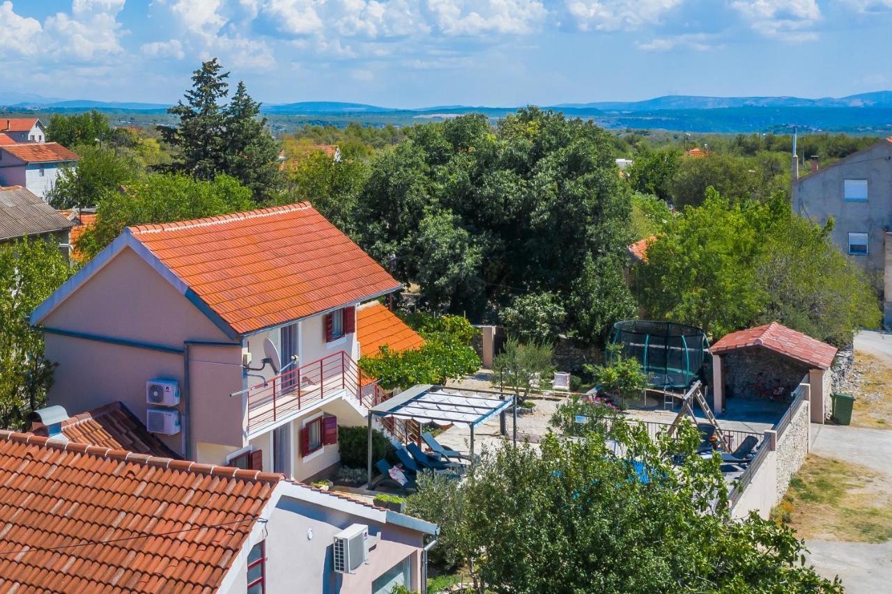 Holiday Home Rosko Skradin Bagian luar foto