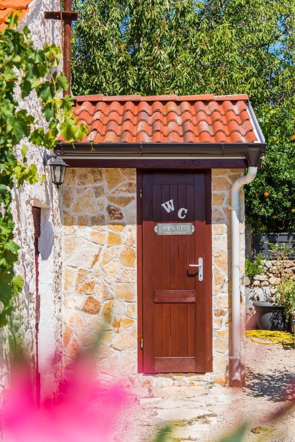 Holiday Home Rosko Skradin Bagian luar foto