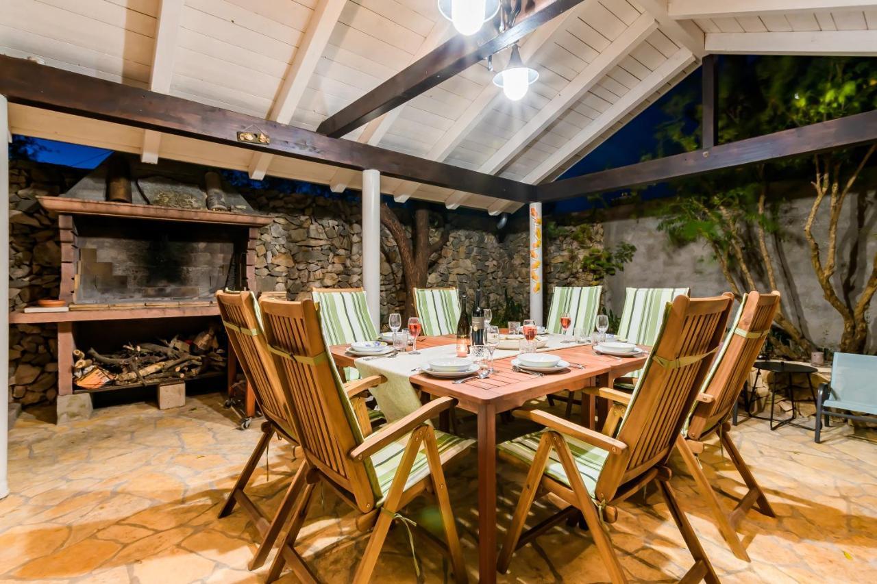 Holiday Home Rosko Skradin Bagian luar foto