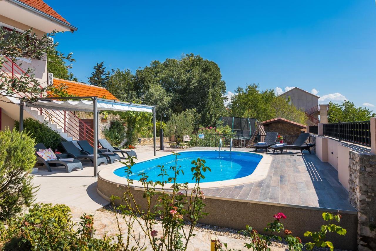 Holiday Home Rosko Skradin Bagian luar foto