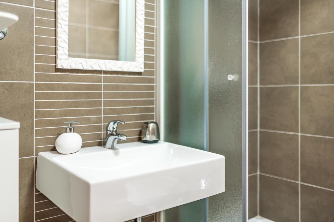 Holiday Home Rosko Skradin Bagian luar foto